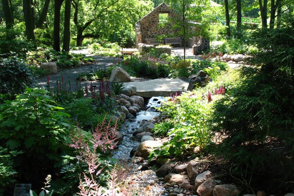 Kings Shade Garden at the Green Bay Botanical Gardens - Landscape Associates, a Sperber company