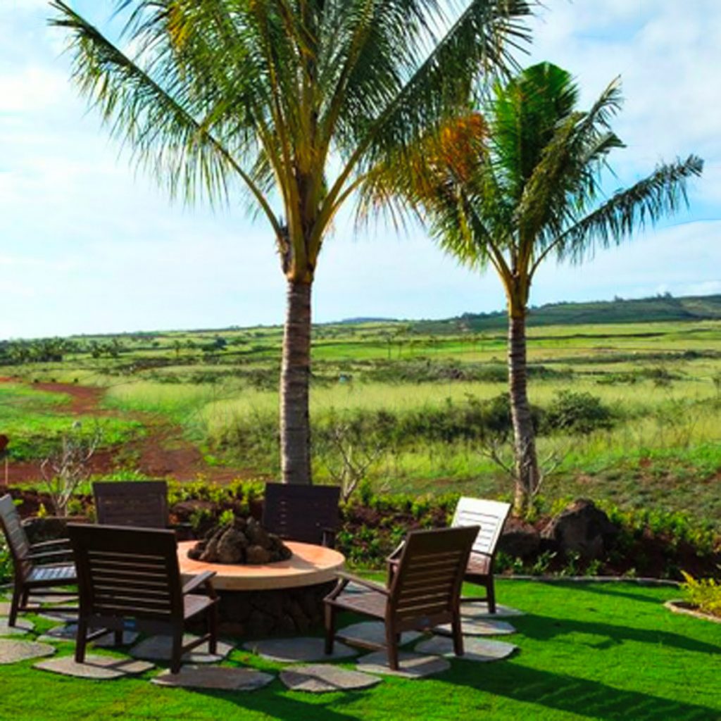 Kukui’ula Club Cottages are professionally landscaped by NoKaOi a Sperber company.